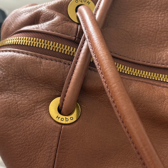 HOBO Rich Brown Leather Shoulder Bag - Picture 5 of 9